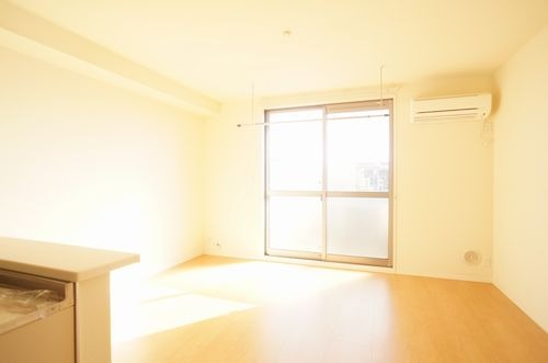 居室・リビング　図面と現状に相違がある場合には現状を優先