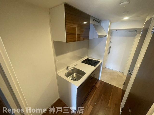 ＪＲ東海道本線 三ノ宮駅 徒歩6分 14階建 築10年のキッチン写真