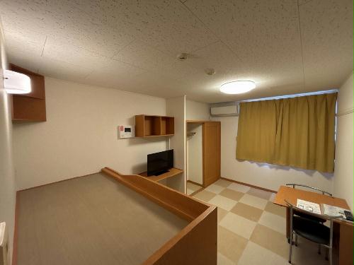 レオパレス加納院吉田の居間写真