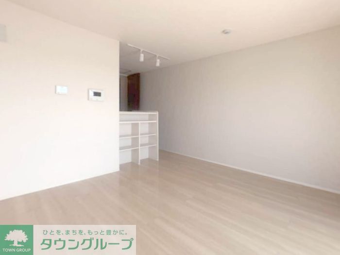 ルピナスおおたかの森 住居の居間写真