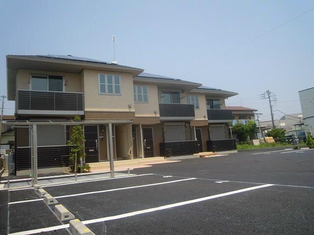 シャーメゾンBの外観写真