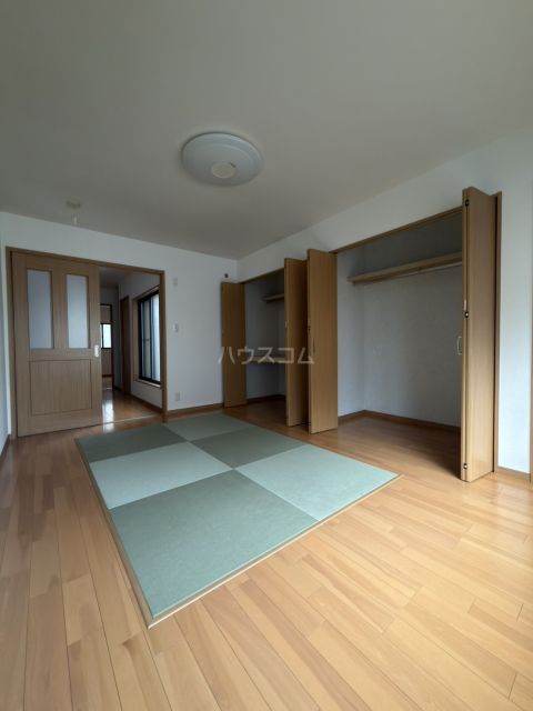 榎町戸建ての内装写真