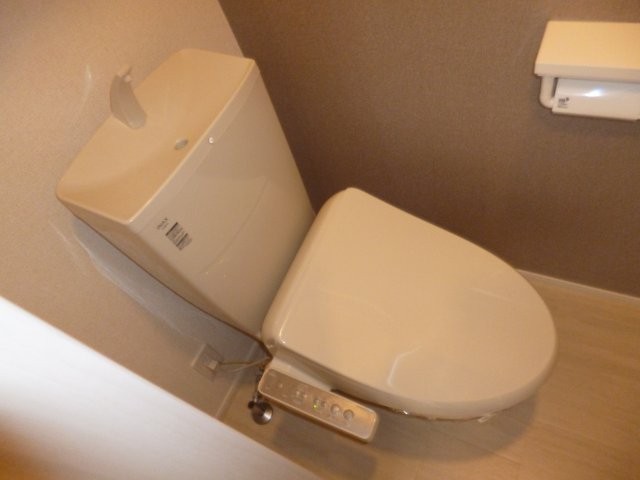 トイレ　ウォシュレット