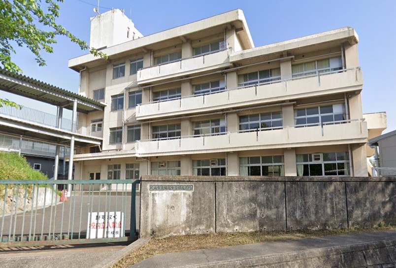 中学校　岡山市立妹尾中学校（中学校）まで1287m