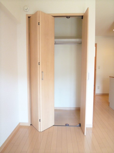 収納　クローゼット