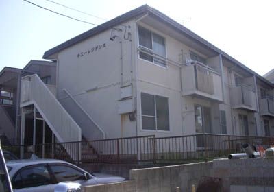 名古屋市緑区桃山のアパートの建物外観