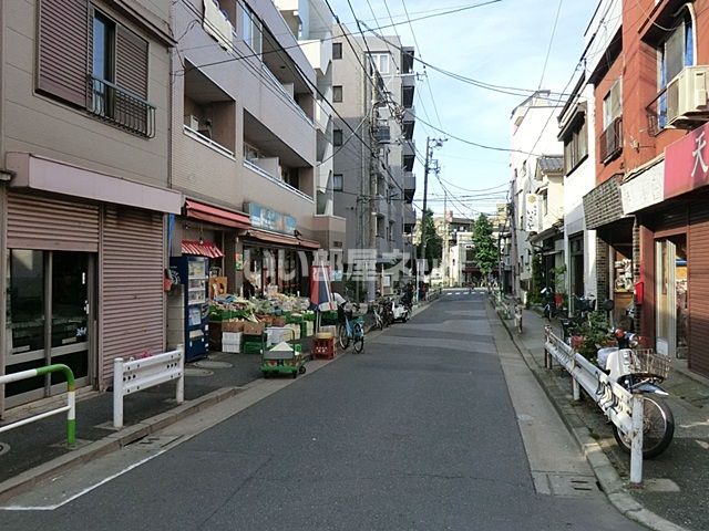 【ザ・パークハビオ板橋区役所前のスーパー】