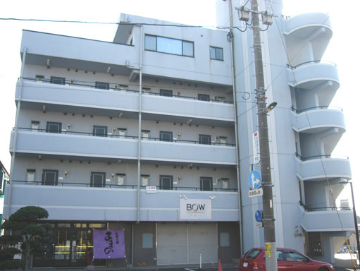 三島市寿町のマンションの建物外観