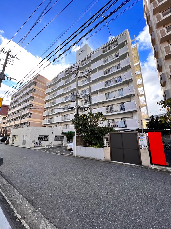 黄金町スカイマンションの建物外観