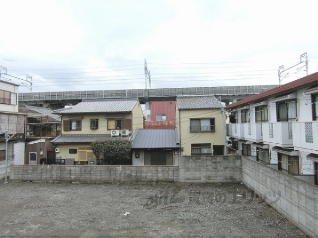 【京都市南区戒光寺町のマンションの眺望】