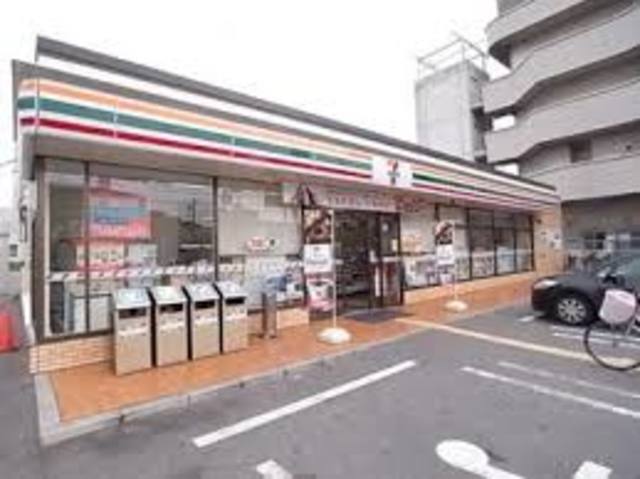 【東大阪市加納のアパートのコンビニ】