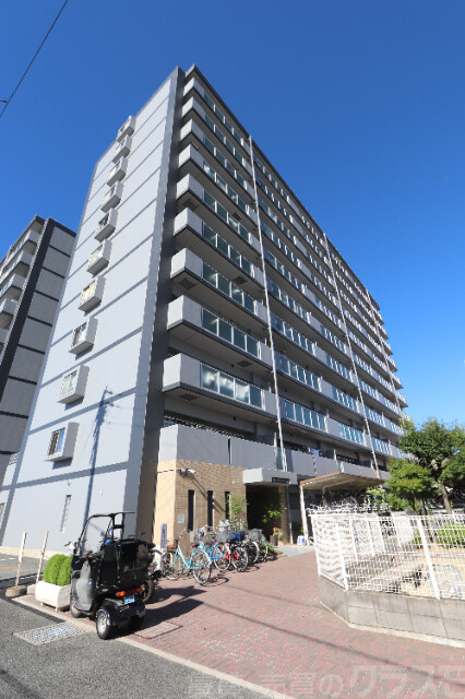 Mプラザ寝屋川参番館の建物外観