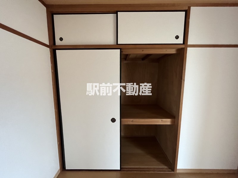 収納　別部屋類似