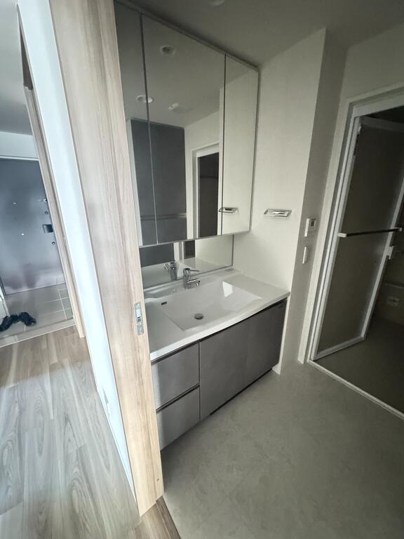 洗面設備　洗髪洗面化粧台