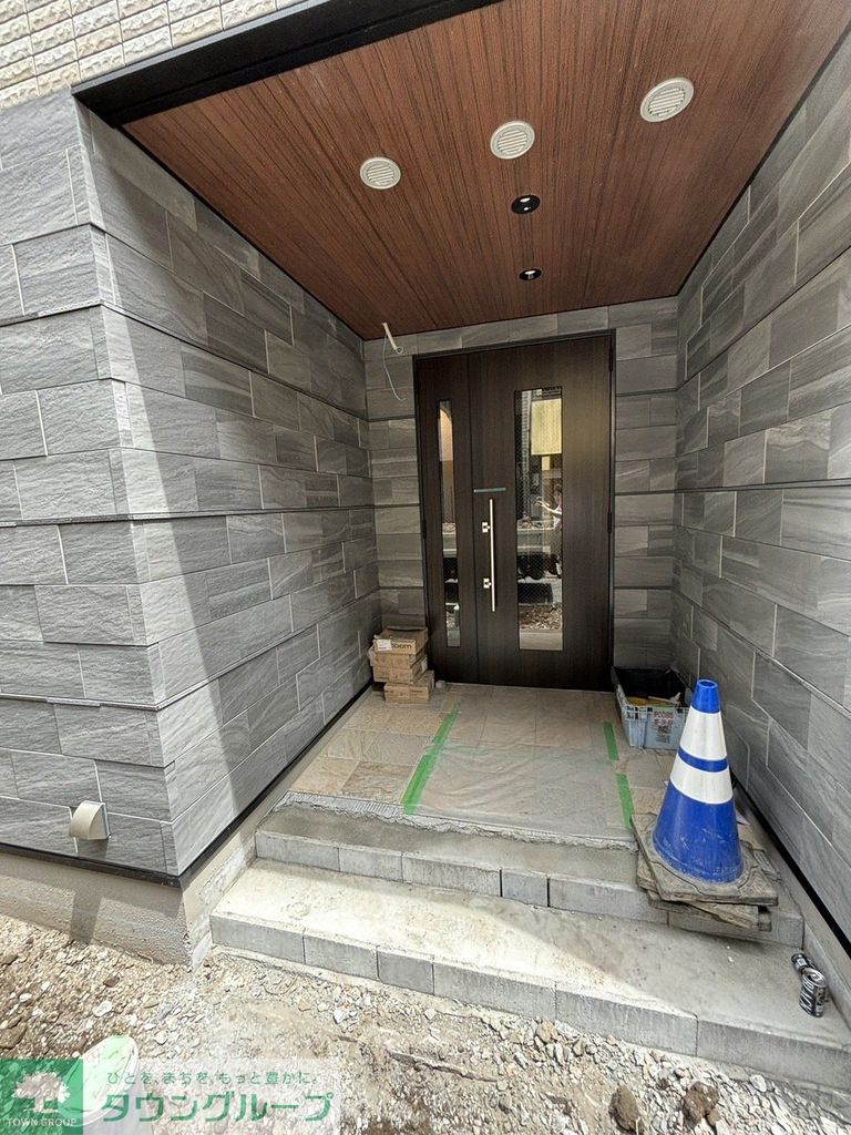 玄関　エントランス