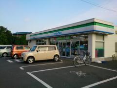 コンビニ　ファミリーマート 土浦大岩田店（コンビニ）まで651m