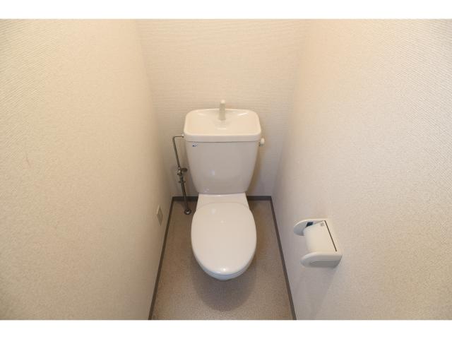 近鉄奈良線 新大宮駅 徒歩8分 5階建 築29年のトイレ写真