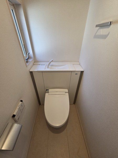 トイレ　トイレ