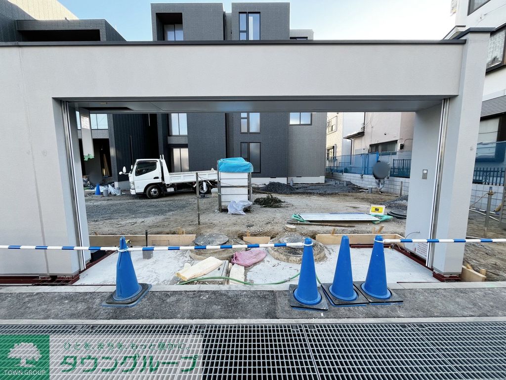 駐車場　駐車場