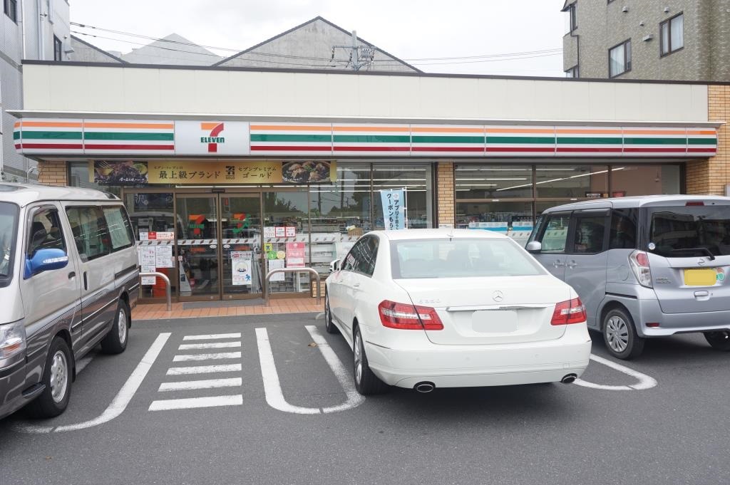 コンビニ　セブンイレブン 足立皿沼農協前店（コンビニ）まで574m