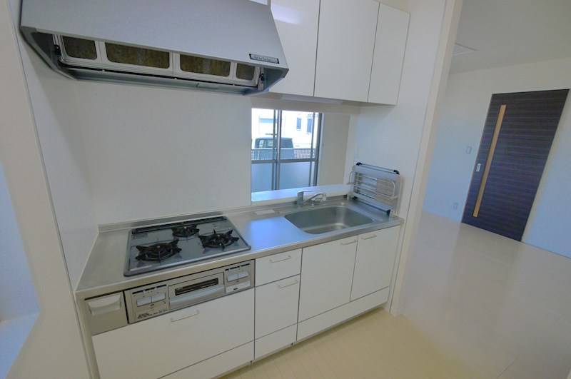 キッチン　同仕様写真(反転タイプ)