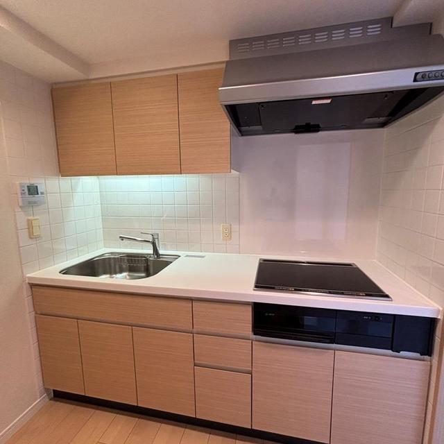 キッチン　※写真は同タイプ住戸です。