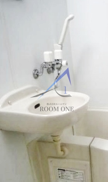 洗面設備　洗面台です。