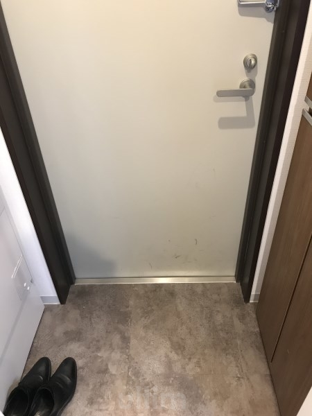 玄関　※他のお部屋です、ご参考までに