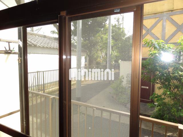 バルコニー　広々としたベランダ