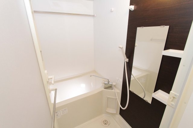 バス・シャワールーム　同タイプ参考写真