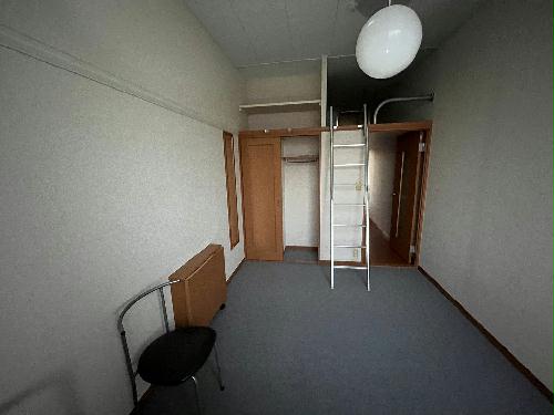 居室・リビング　1階はフローリング仕様です