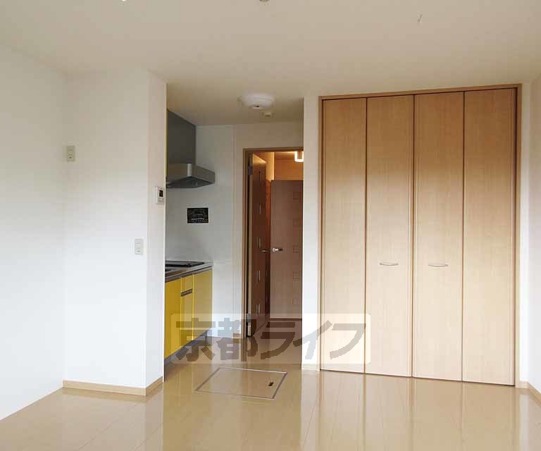 居室・リビング　広めの洋室です