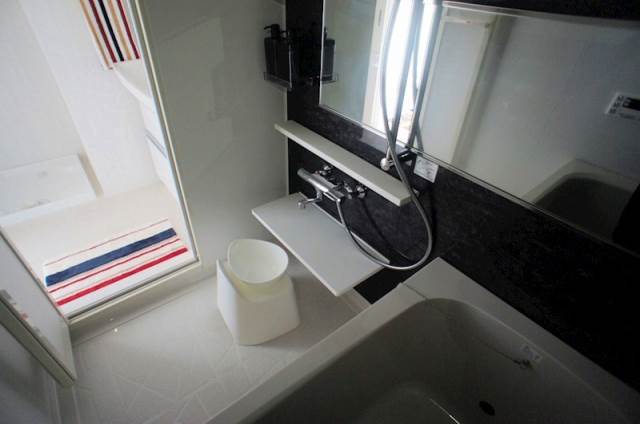 バス・シャワールーム　同型イメージ