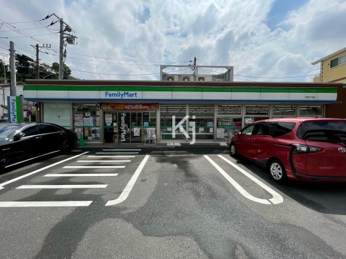 コンビニ　ファミリーマート 大岡五丁目店（コンビニ）まで1229m