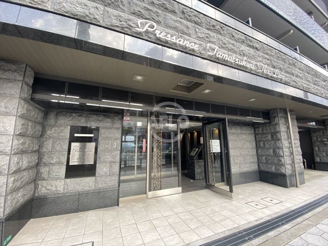 エントランス　プレサンス玉造ザ・ライブ　エントランス