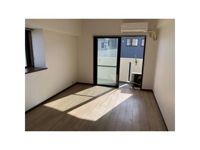 居室・リビング　※同タイプ