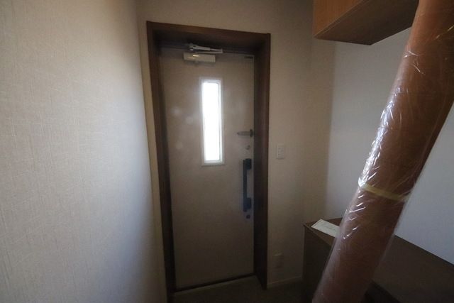 玄関　別部屋参考画像