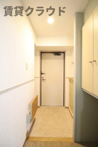 玄関　収納もある玄関です