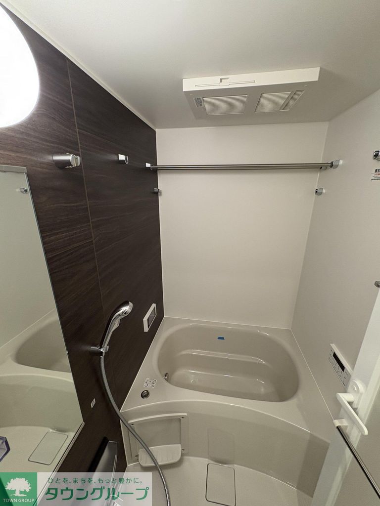 バス・シャワールーム　バス