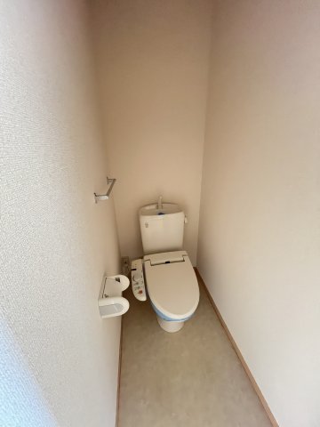 サニーフラット A棟のトイレ写真