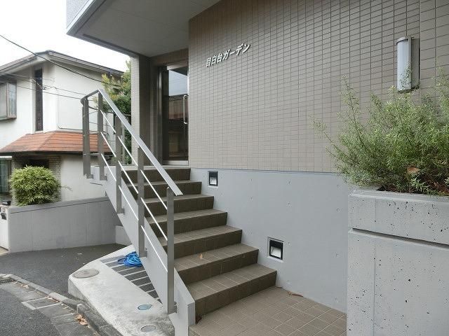 エントランス　★エントランス★