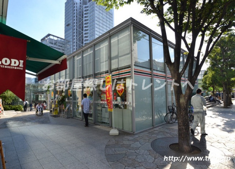 コンビニ　セブンイレブン 中野坂上駅前（コンビニ）まで200m