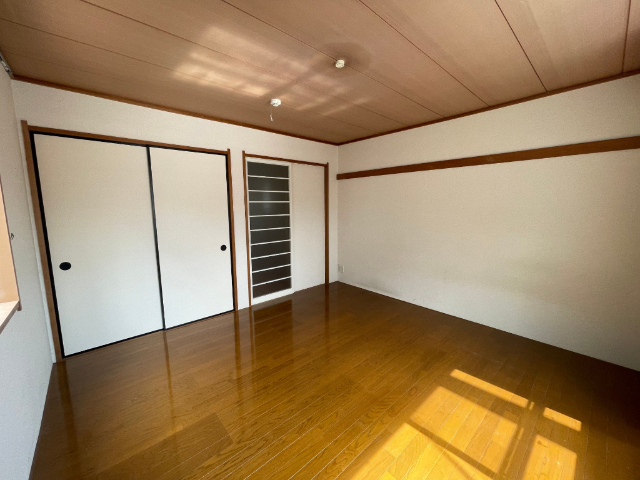 その他部屋・スペース　８帖の洋室です。