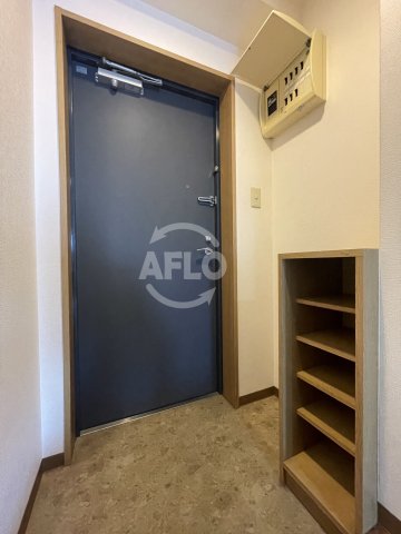 玄関　メゾンシティ鷺洲　玄関