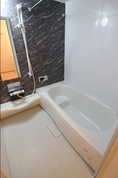 バス・シャワールーム　同建物別部屋写真