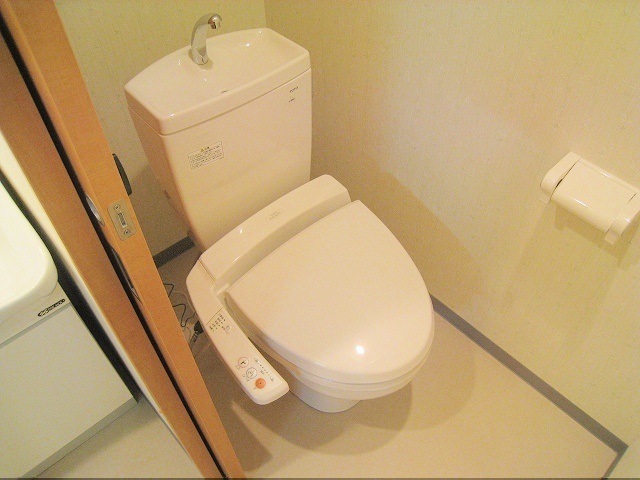 トイレ　※写真と異なる場合は現状優先。