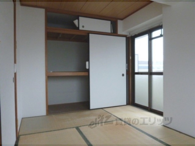 居室・リビング　シンプルな１ＤＫ