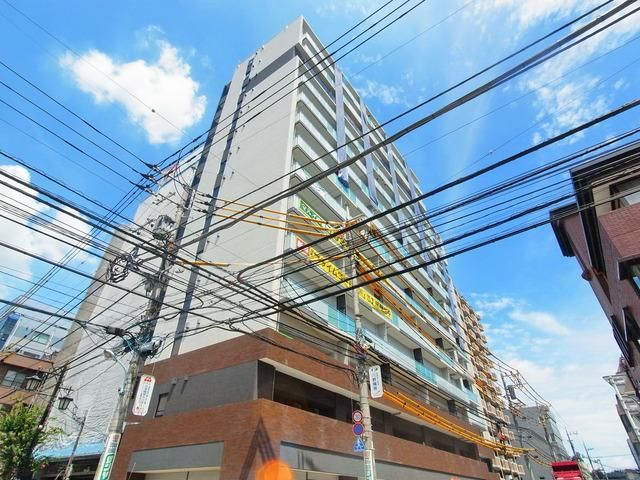 建物外観　♪重厚感ある建物♪