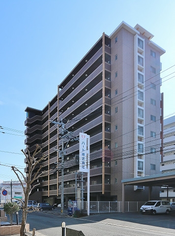 建物外観　竹下駅徒歩約9分の人気マンションです