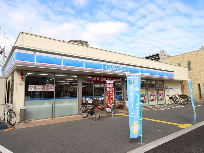 コンビニ　ローソン（コンビニ）まで450m